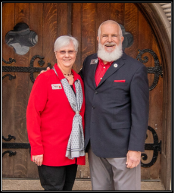 Image of both Maryann Z. Kennedy, BS Pharm ’78 and Larry Kennedy 