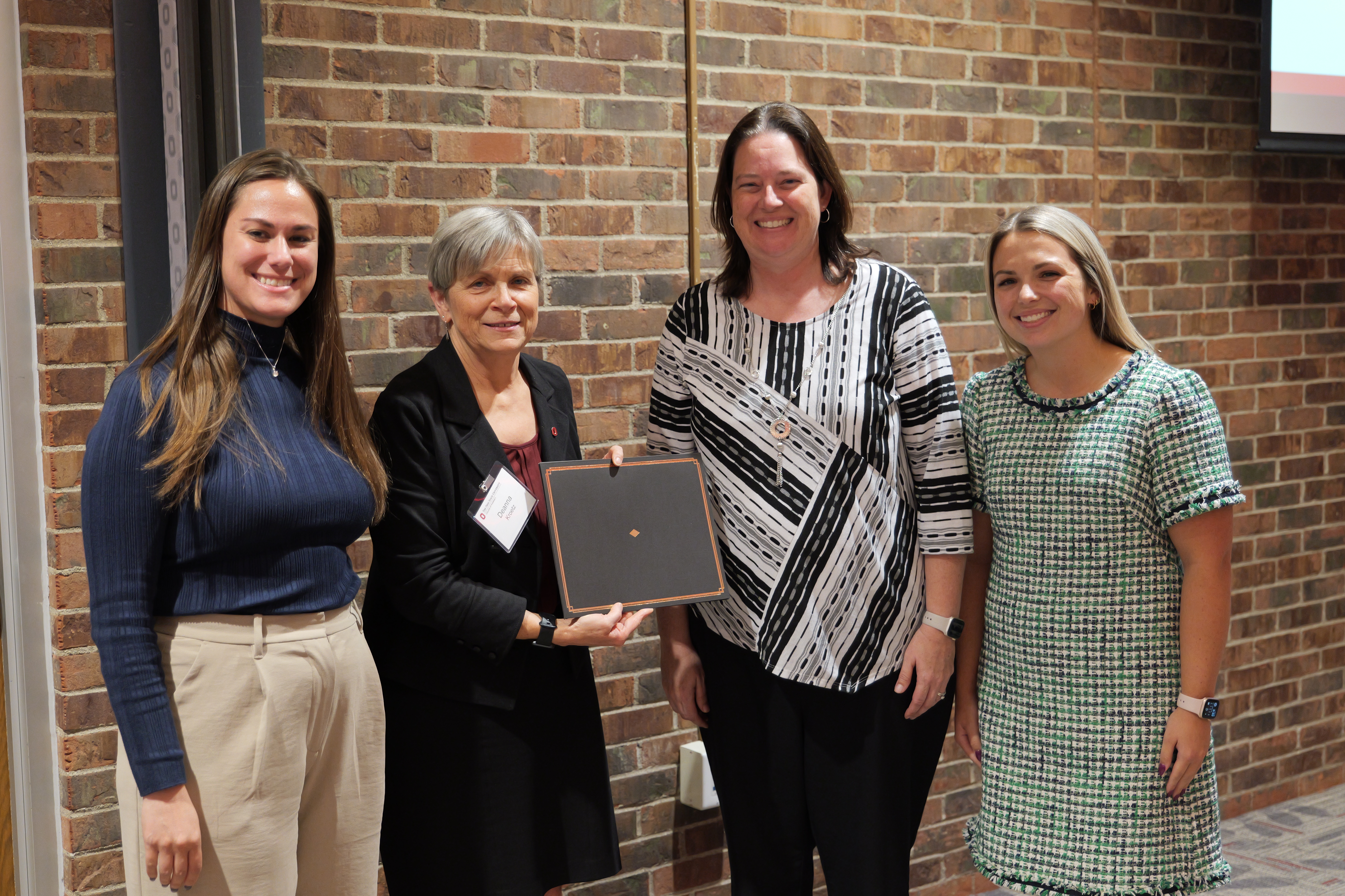 Victoria Williams, Jessica Elefritz with the dean