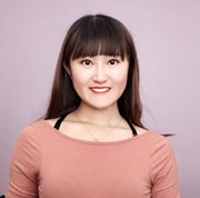 Xinyi Wang headshot