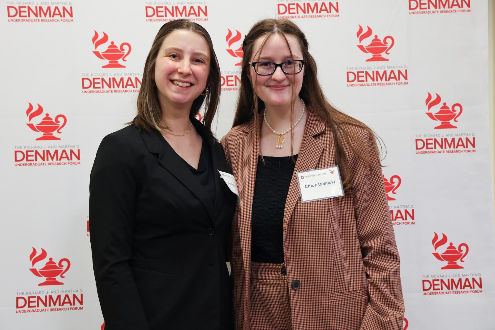 Delnicki and fellow undergraduate researcher