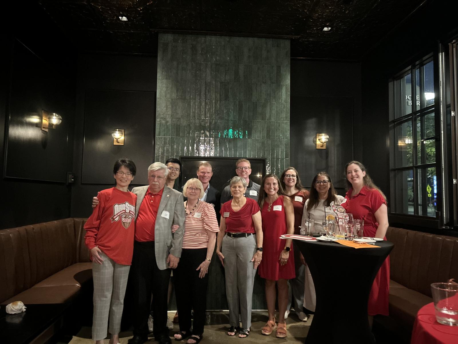 Group of alumni 
