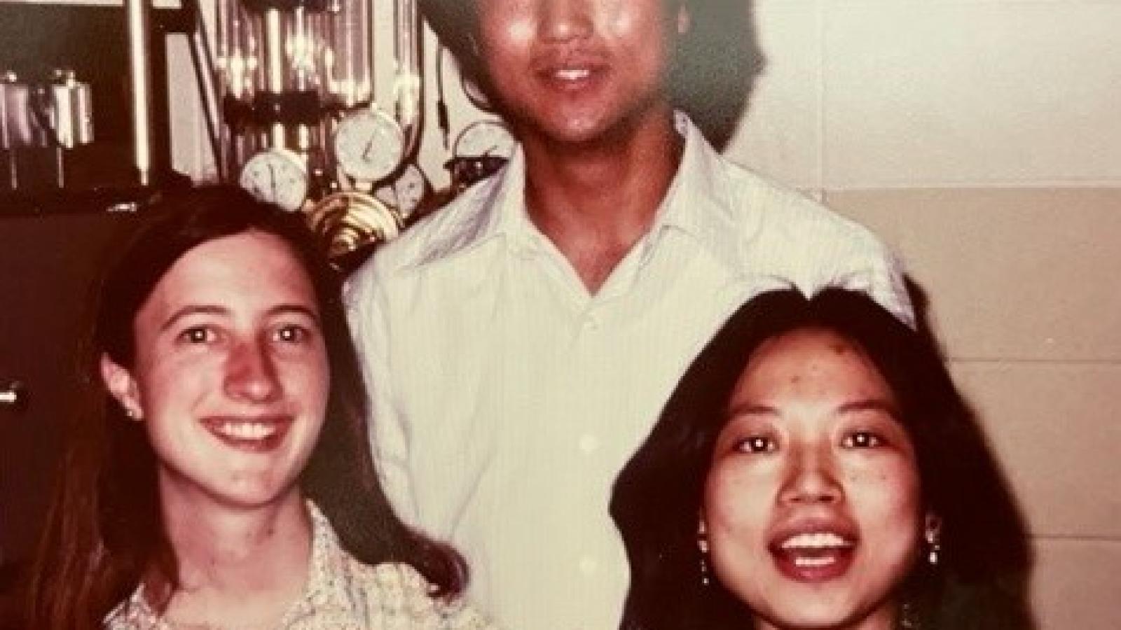 Dr. Robertson's first students, left to right: Sarah R. Huff, MS '78; Song-Won Koh, MS '77; Mei-Mei Tsai, PhD '79