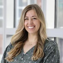 Headshot of Kelsey Schmuhl