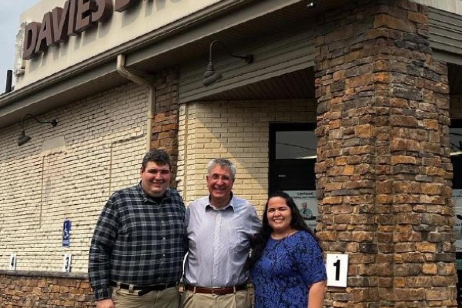 Zak and Steve Fettman with Dr. Shaw Ojeda